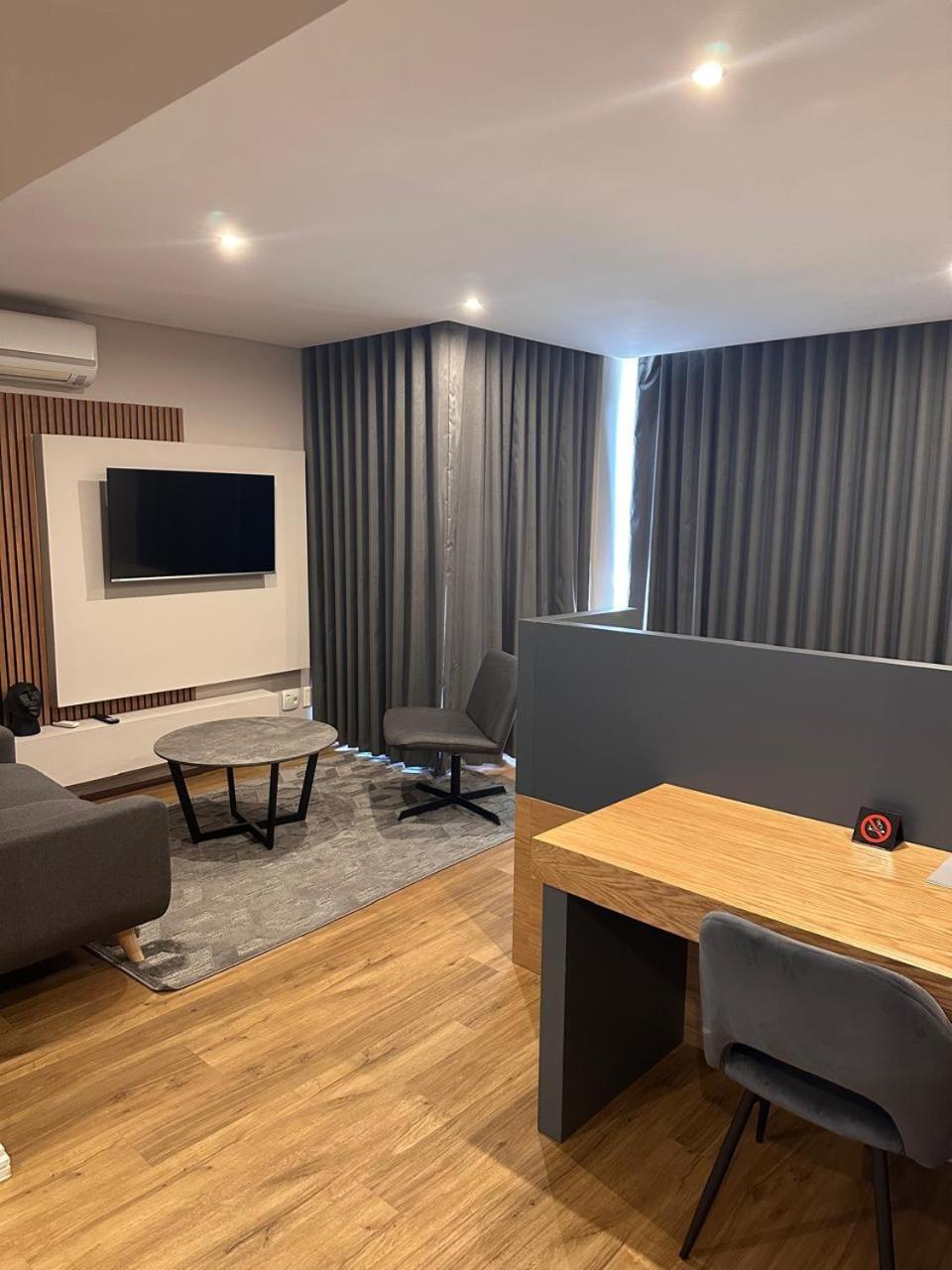 פרטוריה The Lakes Boutique Lodge מראה חיצוני תמונה